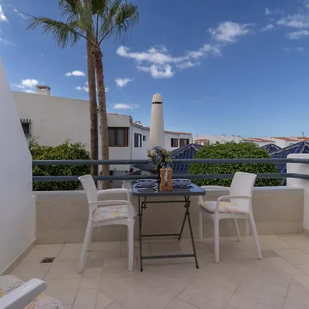 Club Atlantis 78 - One Bed * Costa Adeje (Tenerife)