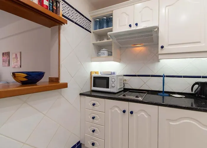 Club Atlantis 78 - One Bed Apartment