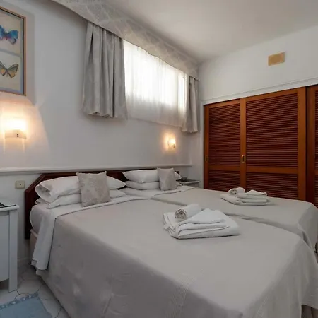 Club Atlantis 78 - One Bed Appartement
