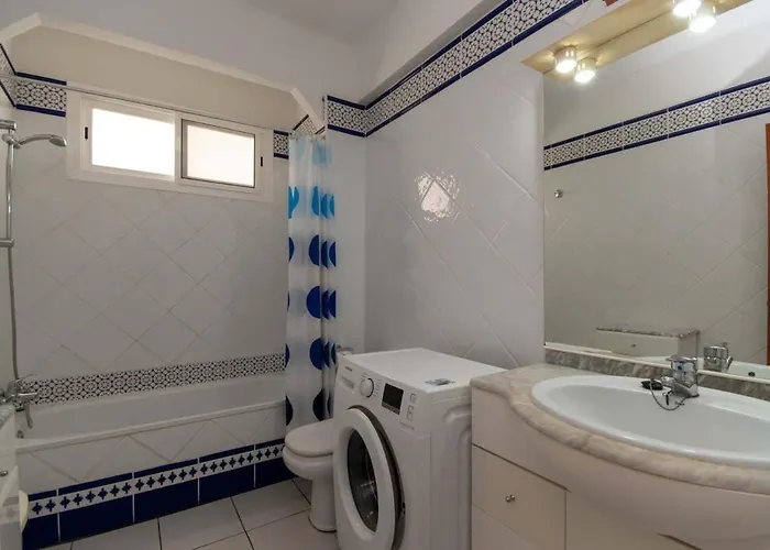 Club Atlantis 78 - One Bed Apartmán Costa Adeje (Tenerife)