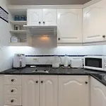 Club Atlantis 78 - One Bed Daire