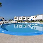 Club Atlantis 78 - One Bed Daire *