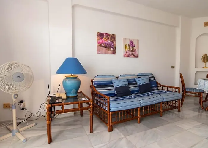 Club Atlantis 78 - One Bed Daire Costa Adeje